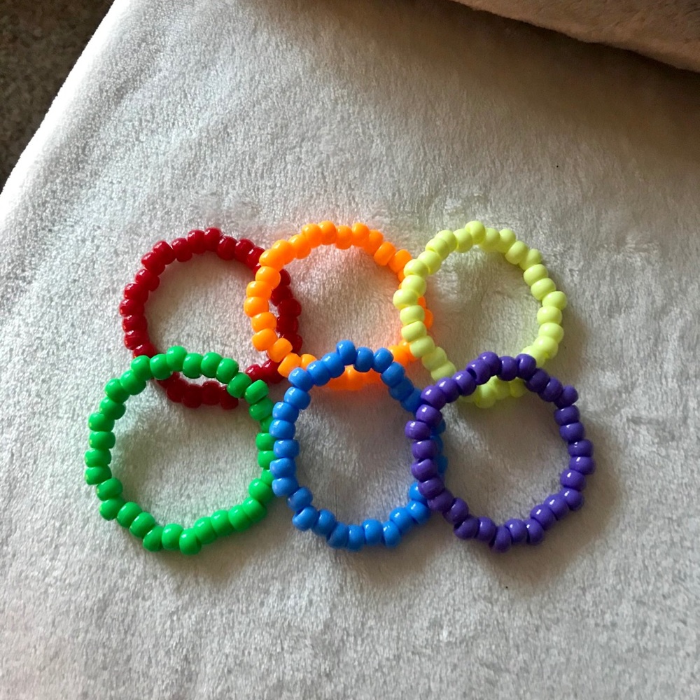 6-Pack Rave Kandi bracelets ❤️🧡💛💚💙💜